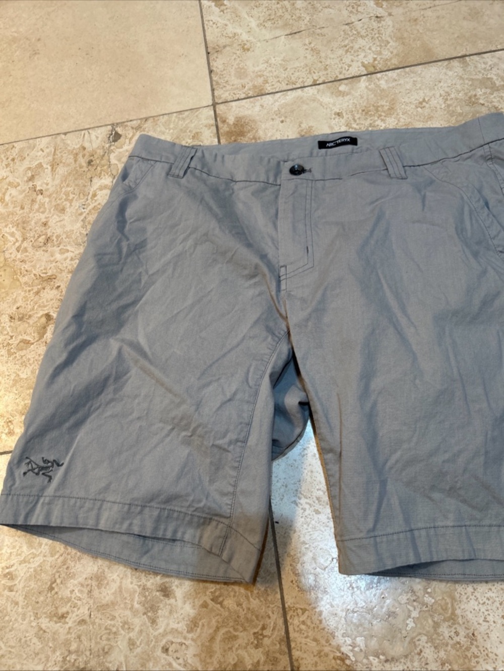 Arc'teryx Men's Gray Outdoor Shorts size 38
